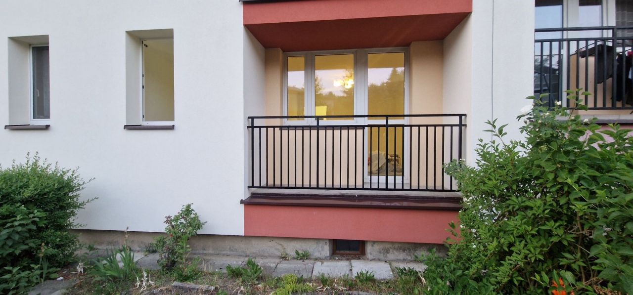 Mieszkanie 4-pokojowe Wolbrom, os. XX-lecia PRL. Zdjęcie 8