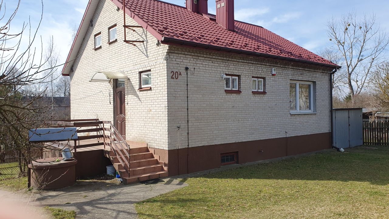 dom wolnostojący, 2 pokoje Ćmielów, ul. Stanisława Staszica. Zdjęcie 8