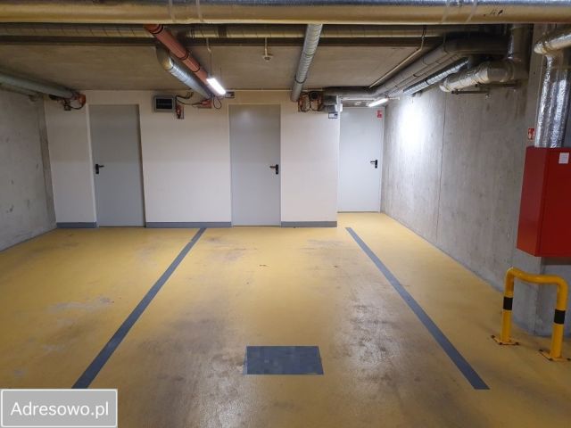 Garaż/miejsce parkingowe Warszawa Wola, ul. Sienna. Zdjęcie 1