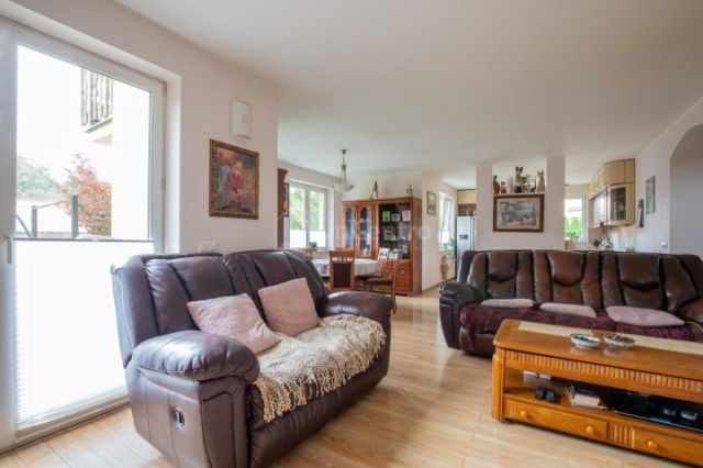 dom wolnostojący, 5 pokoi Brzeźnica, ul. Krakowska. Zdjęcie 4