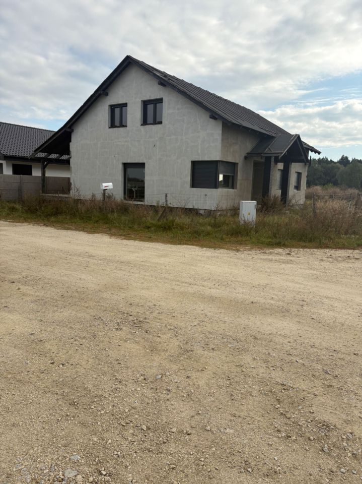 dom wolnostojący Nowe Oborzyska. Zdjęcie 4