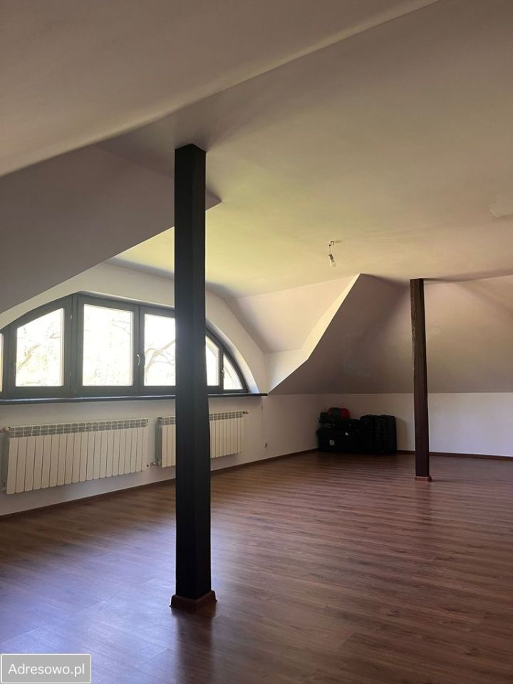 dom wolnostojący, 5 pokoi Korytnica. Zdjęcie 14