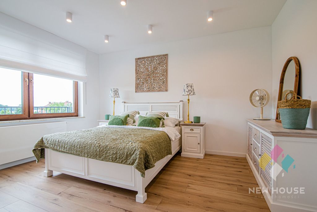 dom wolnostojący, 5 pokoi Dorotowo. Zdjęcie 9