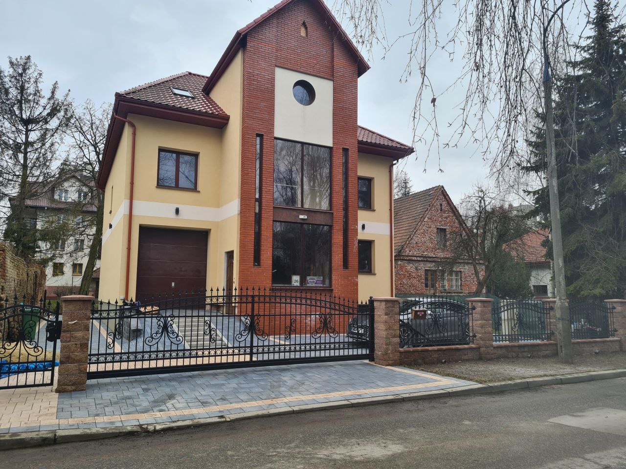 dom wolnostojący, 20 pokoi Kraków Prądnik Czerwony, ul. Sudolska. Zdjęcie 1