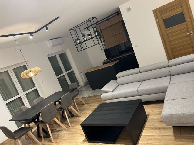 Mieszkanie 4-pokojowe Mosina, ul. Józefa Chełmońskiego. Zdjęcie 1