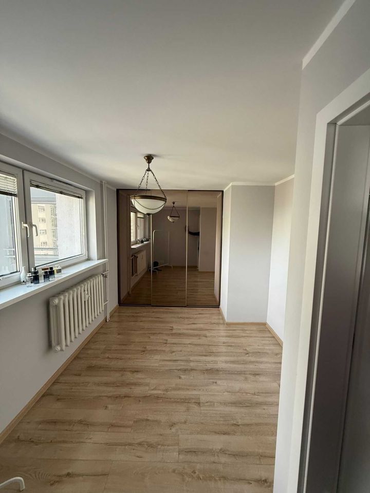 Mieszkanie 3-pokojowe Katowice os. Tysiąclecia. Zdjęcie 2