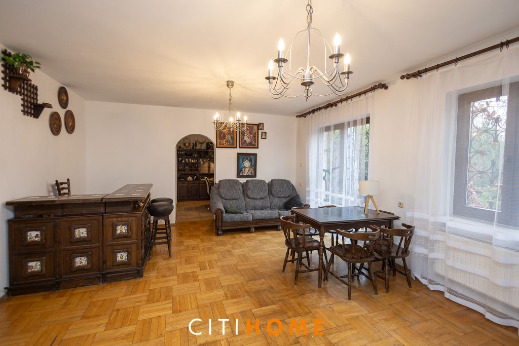 dom wolnostojący, 6 pokoi Łomianki. Zdjęcie 3