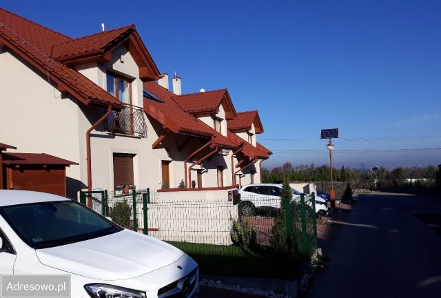 dom szeregowy, 5 pokoi Wieliczka, ul. Zbożowa. Zdjęcie 1