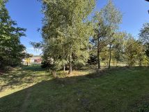dom wolnostojący, 2 pokoje Mężenin. Zdjęcie 4