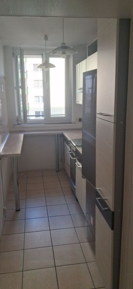 Mieszkanie 4-pokojowe Wodzisław Śląski. Zdjęcie 4