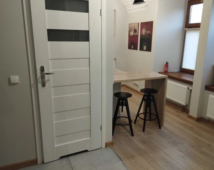 Mieszkanie 2-pokojowe Bielsko-Biała Śródmieście, ul. ks. Stanisława Stojałowskiego. Zdjęcie 4