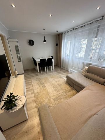 Mieszkanie 3-pokojowe Łódź Retkinia, ul. Rajdowa. Zdjęcie 1