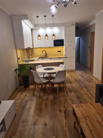 Mieszkanie 3-pokojowe Wola Mrokowska, ul. Postępu. Zdjęcie 1