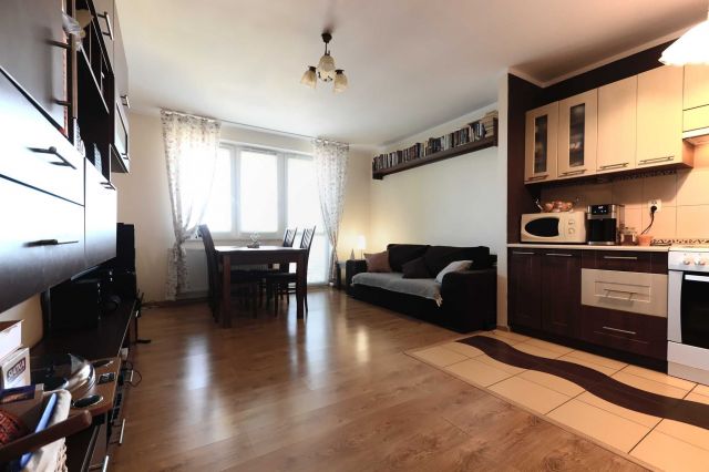 Mieszkanie 3-pokojowe Olecko, ul. Kasprowicza. Zdjęcie 1