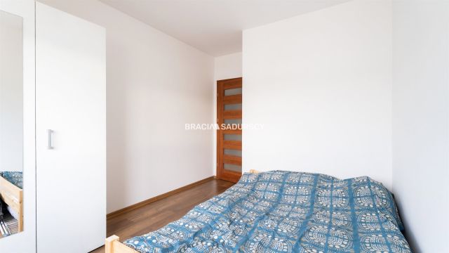 Mieszkanie 2-pokojowe Kraków Dąbie, ul. Bajeczna. Zdjęcie 9