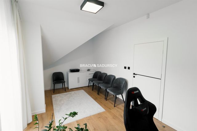 dom wolnostojący, 5 pokoi Stary Wiśnicz. Zdjęcie 27