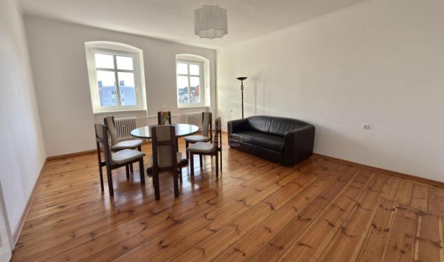 Mieszkanie 3-pokojowe Brzeg, ul. Marszałka Piłsudskiego. Zdjęcie 4