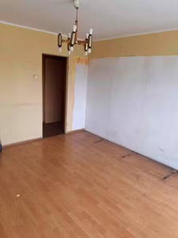 Mieszkanie 3-pokojowe Chorzów Centrum, pl. Mikołaja Kopernika. Zdjęcie 2