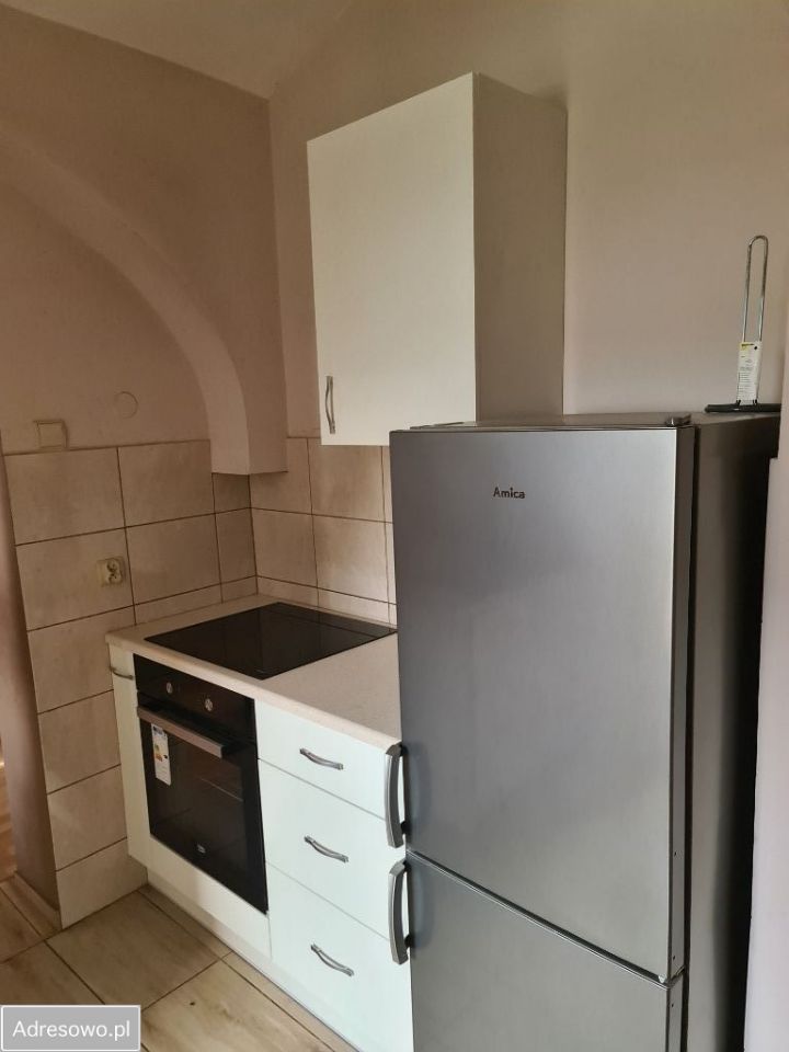 dom wolnostojący, 9 pokoi Niedaszów. Zdjęcie 5