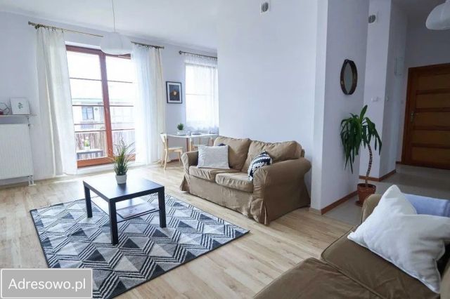 Mieszkanie 2-pokojowe Konstancin-Jeziorna, ul. Kołobrzeska. Zdjęcie 1