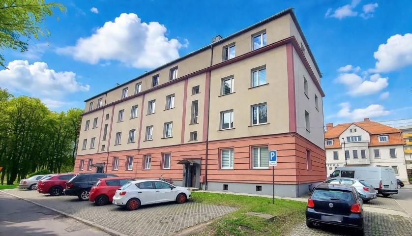 Mieszkanie 3-pokojowe Piekary Śląskie Centrum, ul. Bytomska. Zdjęcie 2