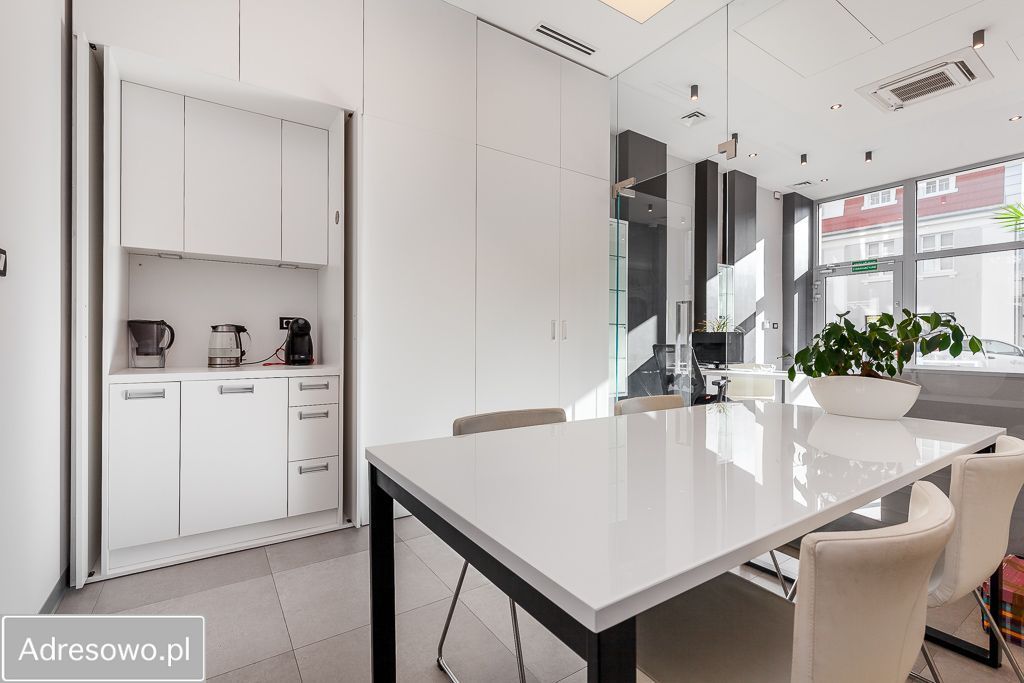 Lokal Gdynia Śródmieście, ul. Antoniego Abrahama. Zdjęcie 4