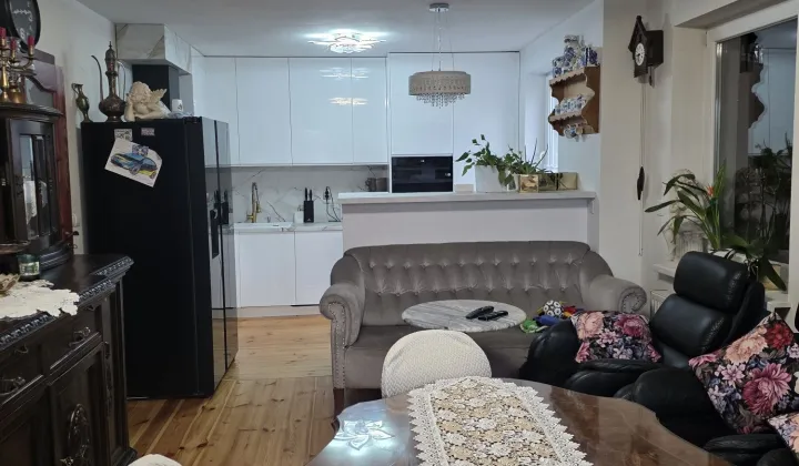 Mieszkanie 3-pokojowe Września, Gnieznienska