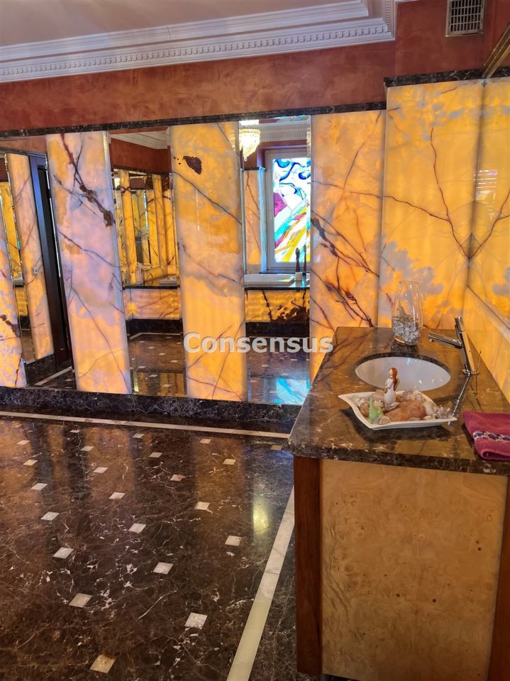 kamienica Chorzów, ul. Strzelców Bytomskich. Zdjęcie 10