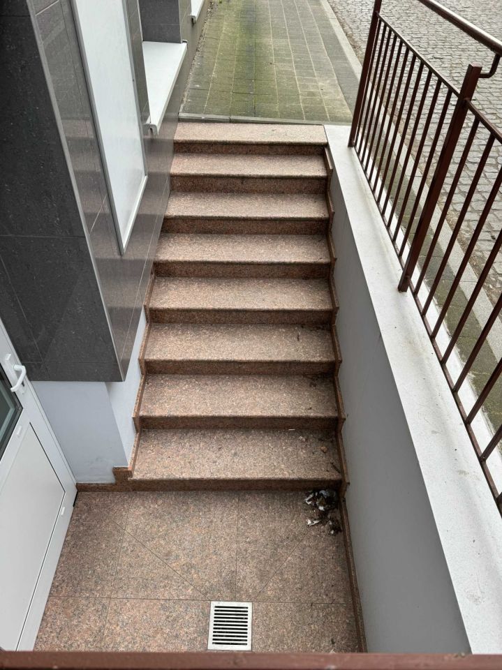 Lokal Łęczyca, ul. Jadwigi Grodzkiej. Zdjęcie 3