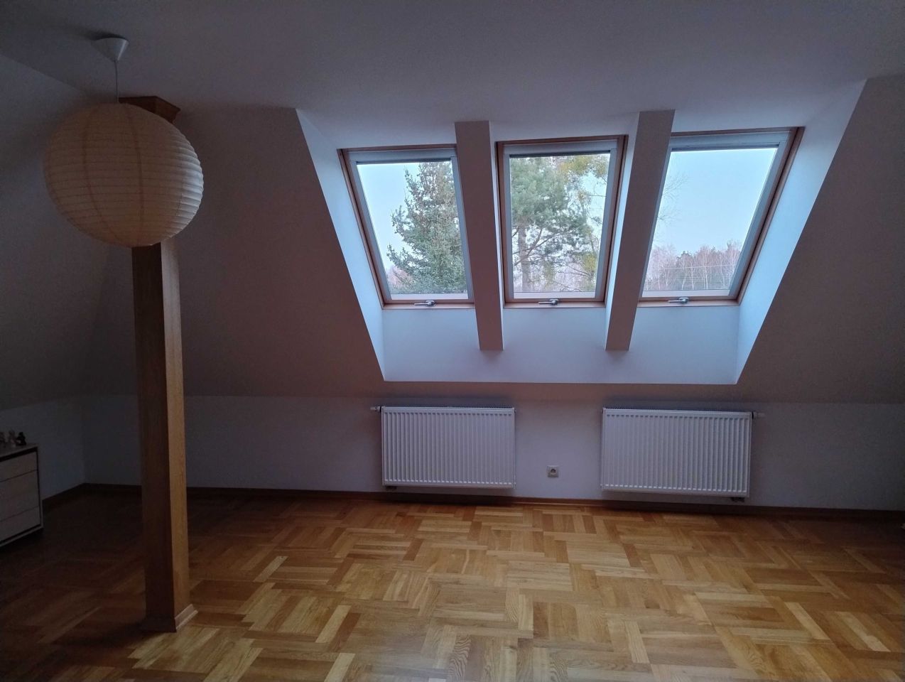 dom wolnostojący, 5 pokoi Szeligi. Zdjęcie 3