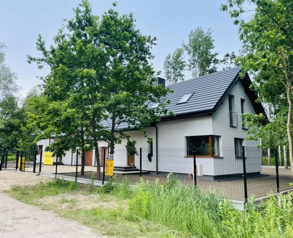 bliźniak, 5 pokoi Baniocha, ul. Piwna. Zdjęcie 1