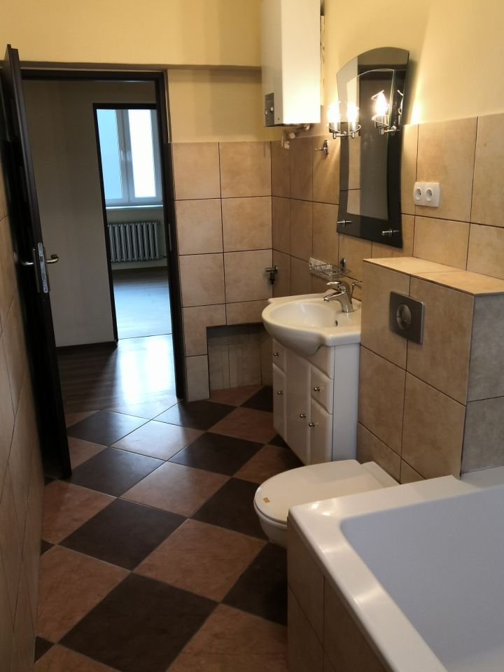 dom wolnostojący, 4 pokoje Chorzów Batory, ul. Jana Kochanowskiego. Zdjęcie 11