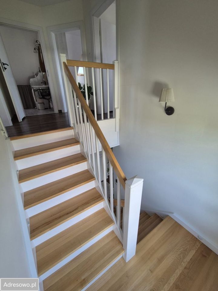 dom wolnostojący, 4 pokoje Mościsko. Zdjęcie 2