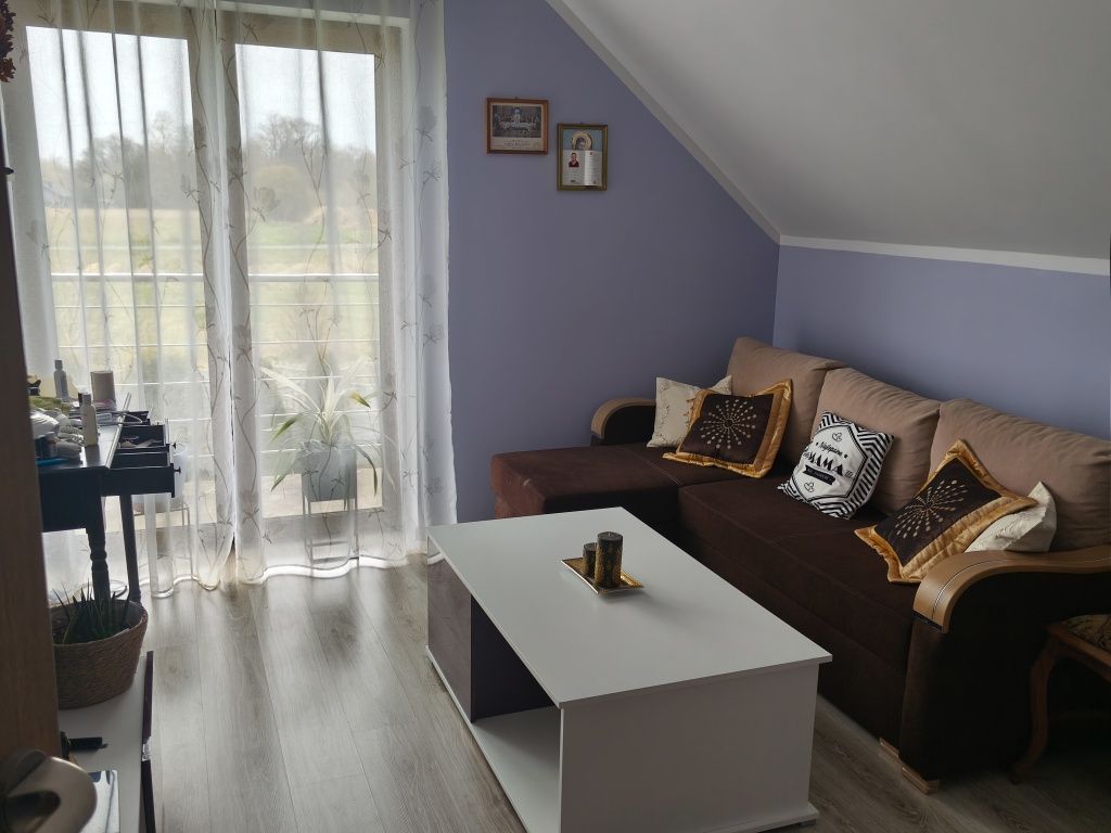 dom wolnostojący, 4 pokoje Wykroty. Zdjęcie 2