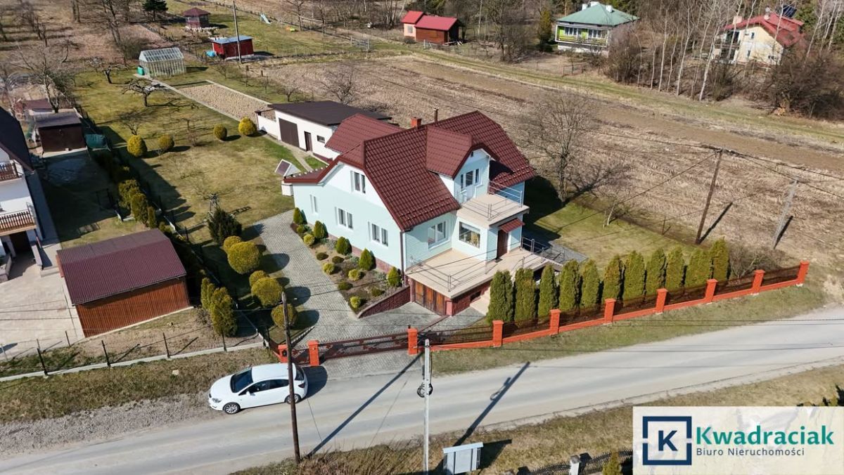 dom wolnostojący, 5 pokoi Jareniówka. Zdjęcie 25