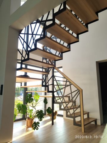 dom wolnostojący, 5 pokoi Kraków Nowa Huta, ul. Klasztorna. Zdjęcie 1