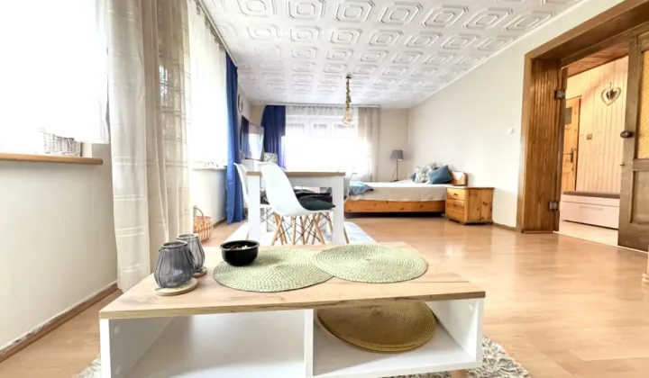 dom wolnostojący, 7 pokoi Jelenia Góra, ul. Adama Mickiewicza