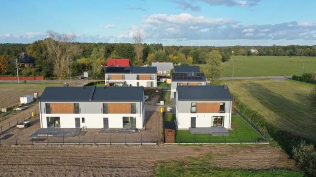 dom wolnostojący, 5 pokoi Ostrołęka, ul. Wierzbowa. Zdjęcie 3