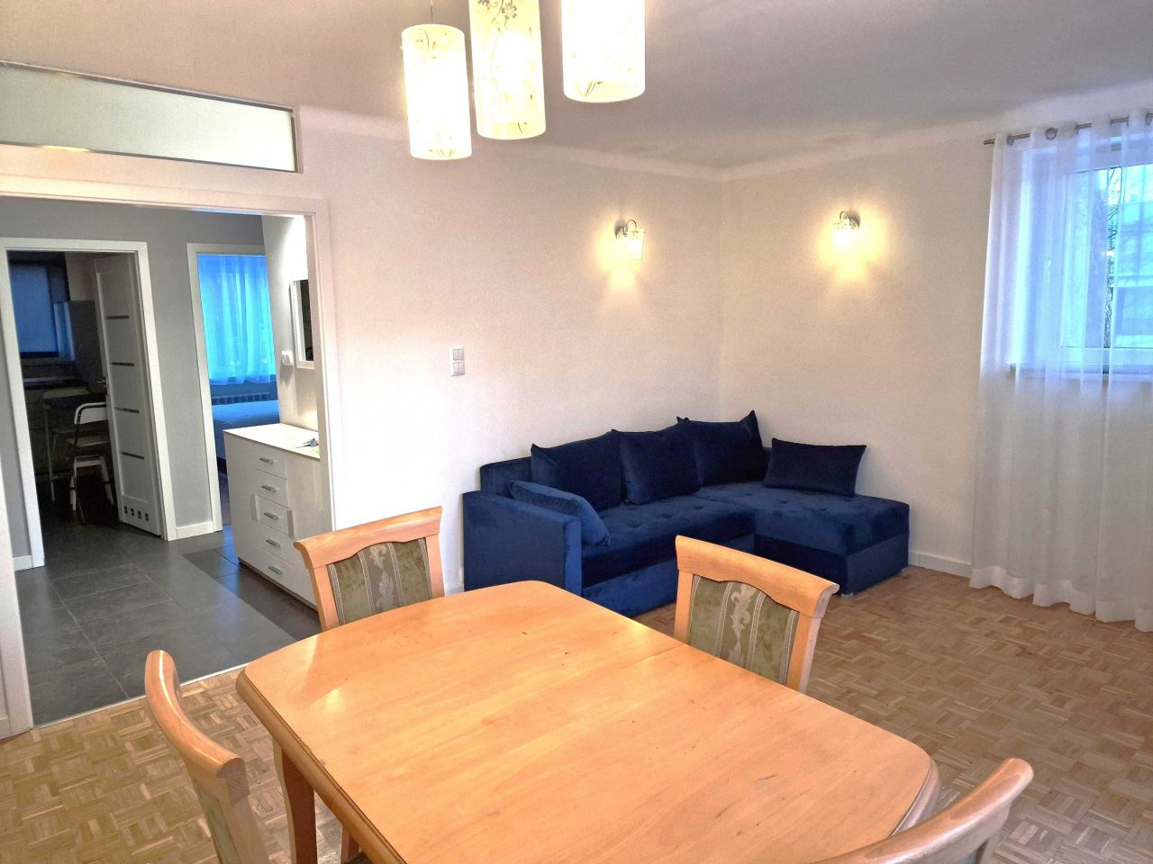 Mieszkanie 3-pokojowe Konstancin-Jeziorna, ul. Adama Mickiewicza. Zdjęcie 2