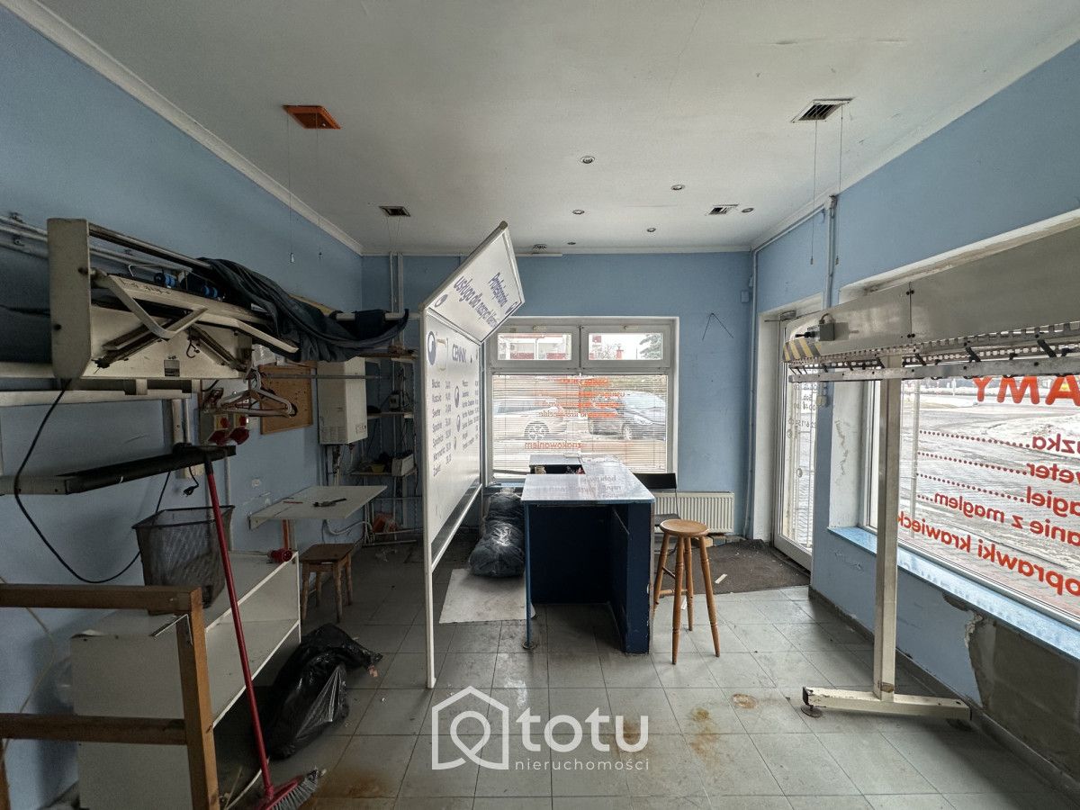 Lokal Warszawa Praga-Południe, rondo gen. Augusta Emila Fieldorfa "Nila". Zdjęcie 6