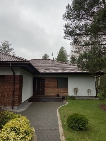 dom wolnostojący, 4 pokoje Owczarnia. Zdjęcie 1