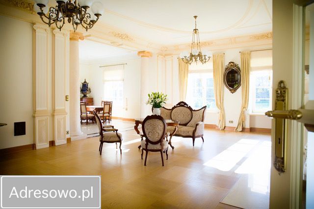 dworek Zborów. Zdjęcie 14