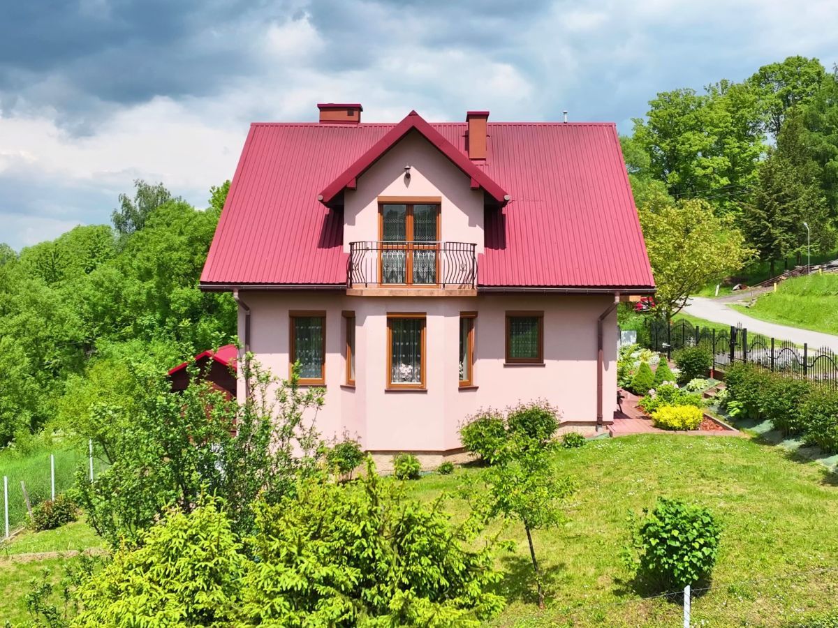 dom wolnostojący, 4 pokoje Lesko. Zdjęcie 4
