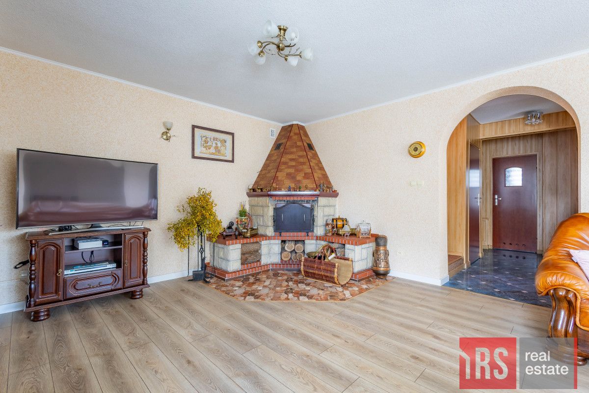 dom wolnostojący, 4 pokoje Laski