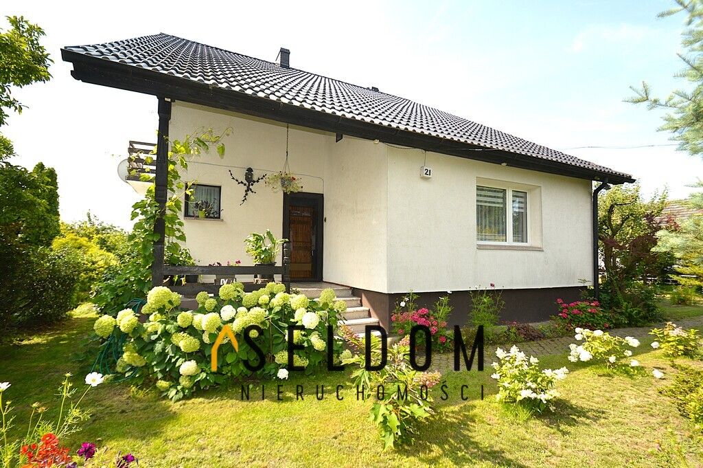 dom wolnostojący, 7 pokoi Domaszowice. Zdjęcie 2