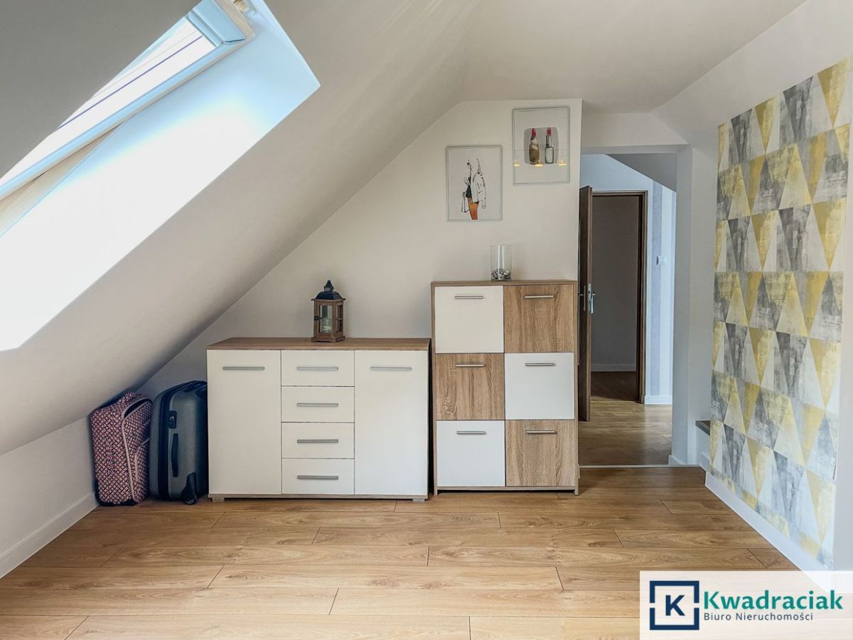 dom wolnostojący, 5 pokoi Bieździadka. Zdjęcie 15