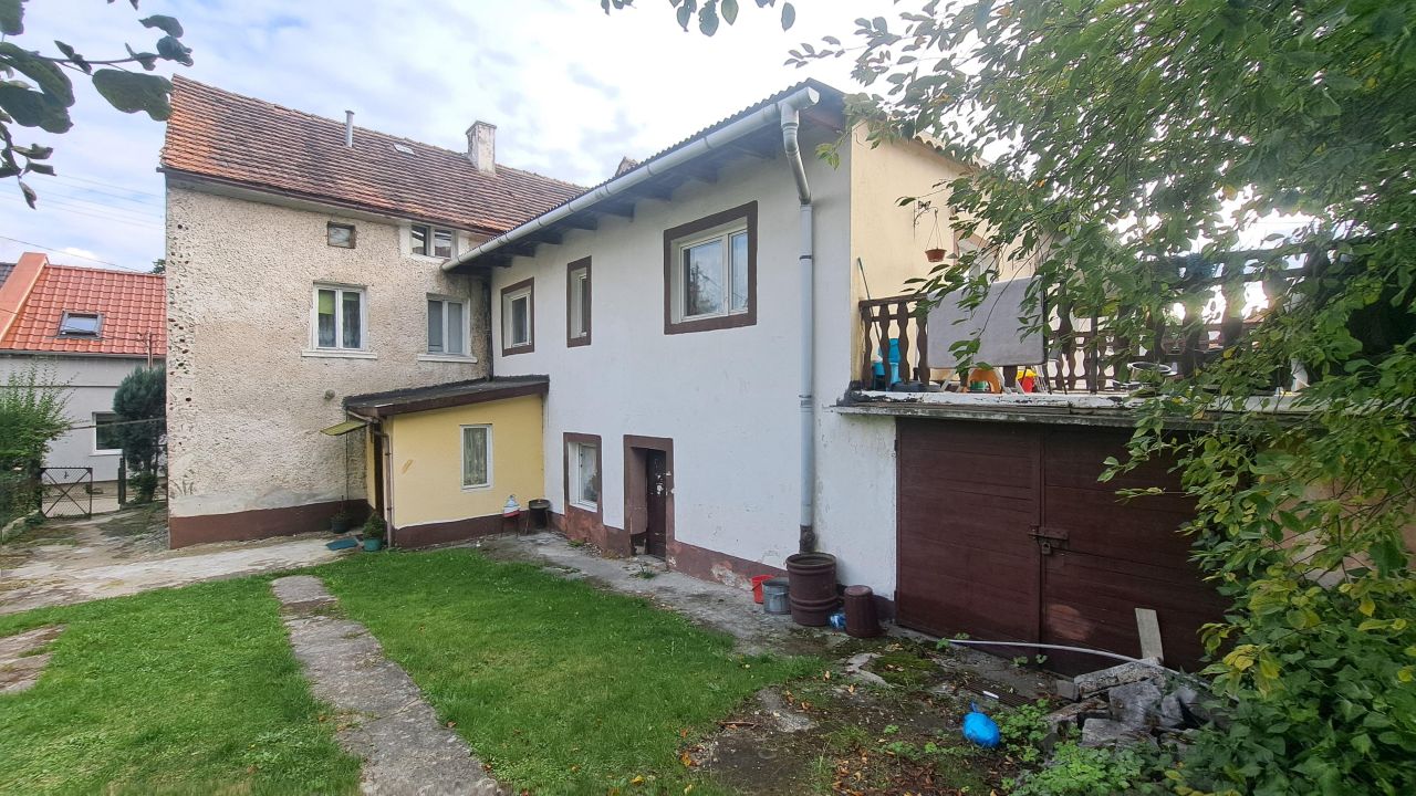 dom wolnostojący, 9 pokoi Gryfów Śląski, ul. Garbarska. Zdjęcie 1