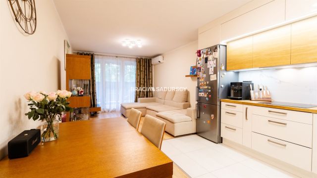 Mieszkanie 3-pokojowe Kraków Grzegórzki, ul. Bajeczna. Zdjęcie 4