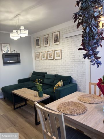 Mieszkanie 4-pokojowe Brzeg Dolny, ul. Wilcza. Zdjęcie 1