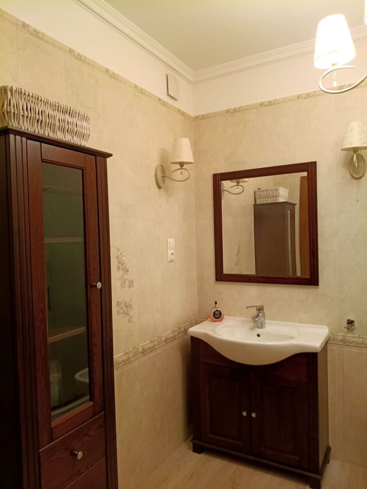 dom wolnostojący, 4 pokoje Borki. Zdjęcie 3